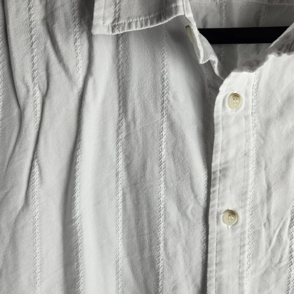 Banana Republic Slim Fit Embroidered Camp Shirt Mens Medium White Cabana Resort
